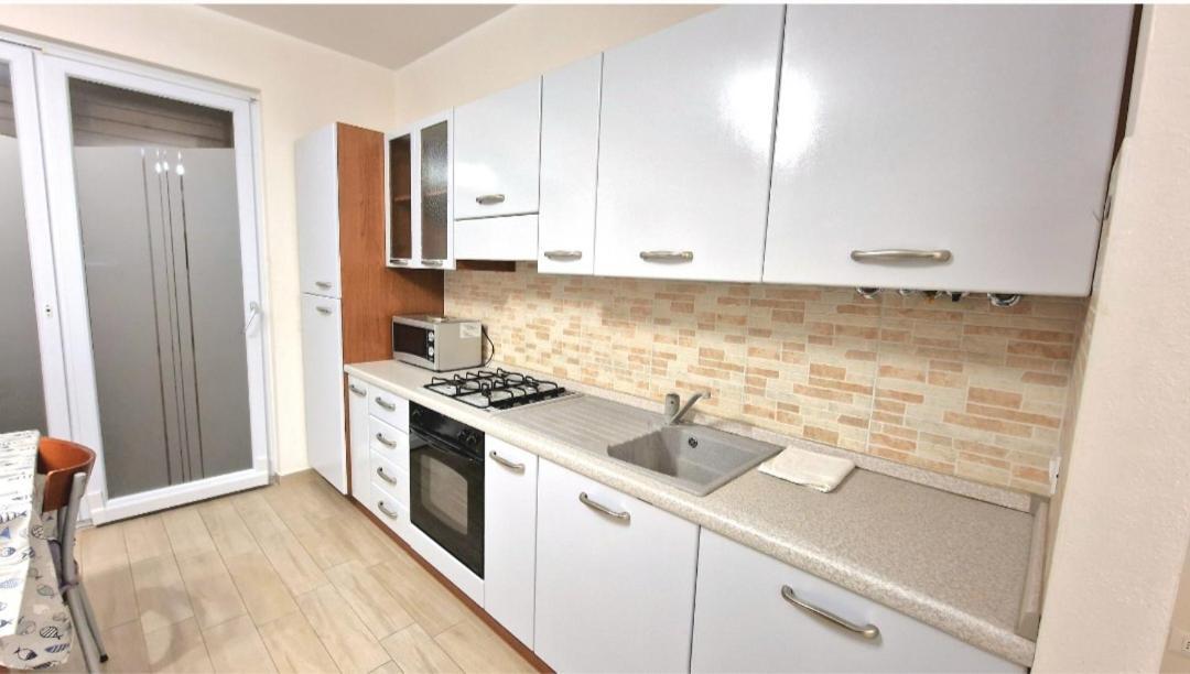 Chiara Pool Apartment Bardolino Luaran gambar